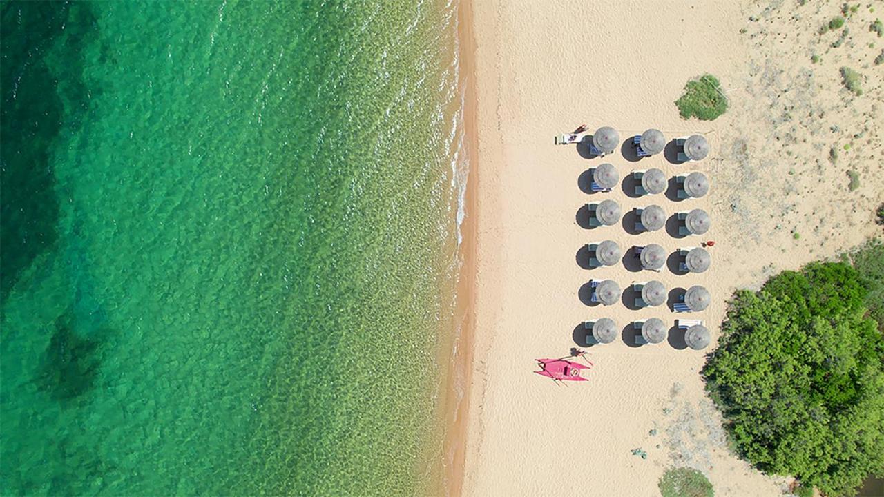 באיה סרדיניה L'Ea Bianca Luxury Resort מראה חיצוני תמונה