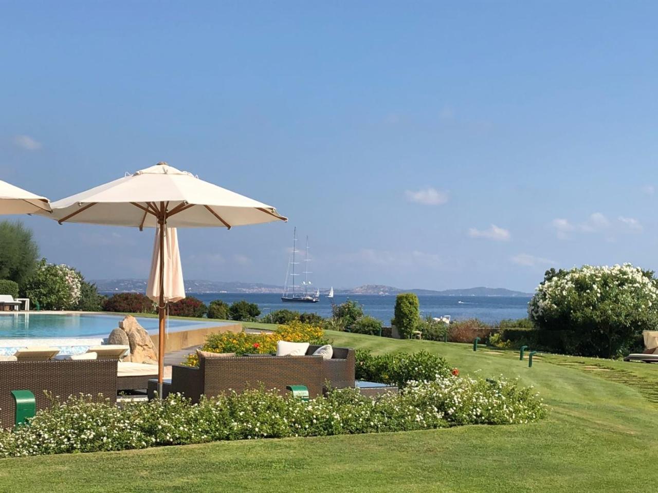 באיה סרדיניה L'Ea Bianca Luxury Resort מראה חיצוני תמונה